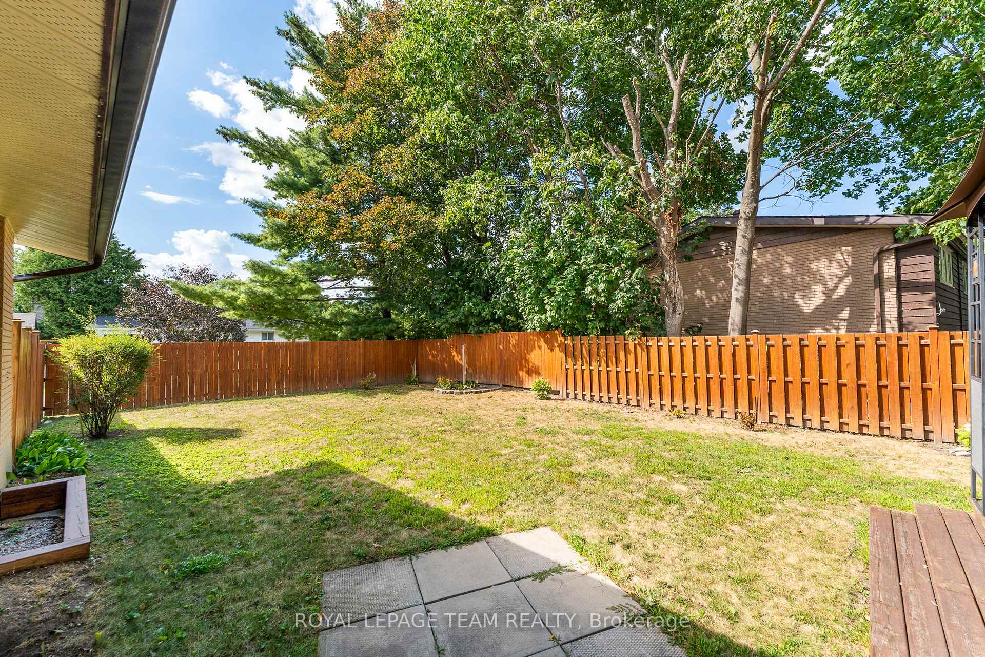 Photo 45 of 1 Stillwater Drive, Ottawa, Crystal Beach — HOMEH