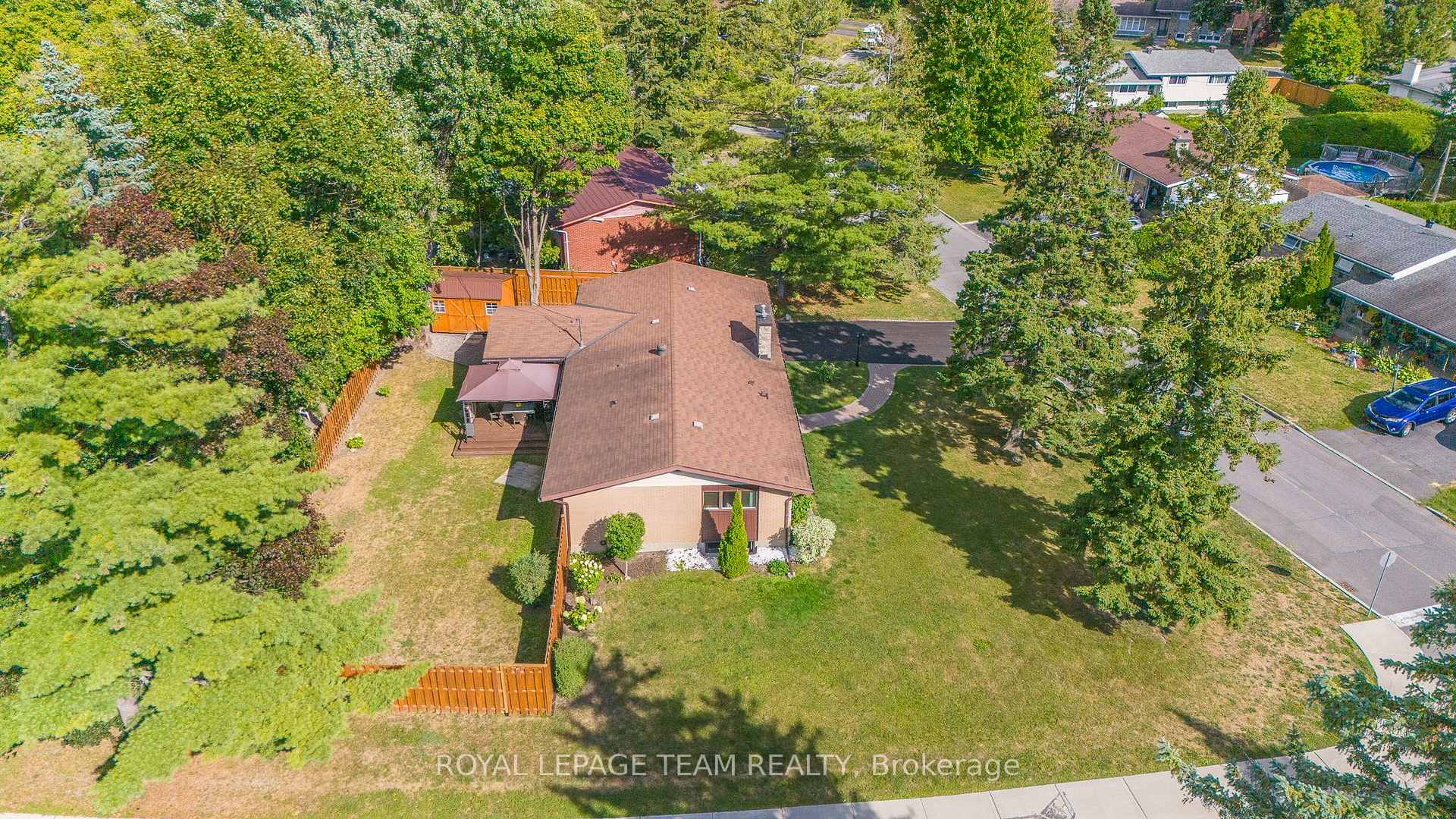 Photo 39 of 1 Stillwater Drive, Ottawa, Crystal Beach — HOMEH