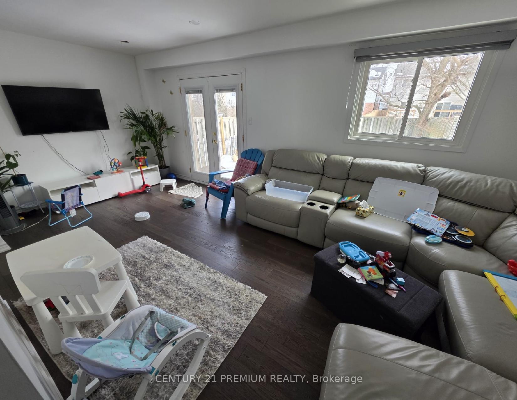 Photo 3 of 61 Tams Drive, Ajax, Central East — HOMEH