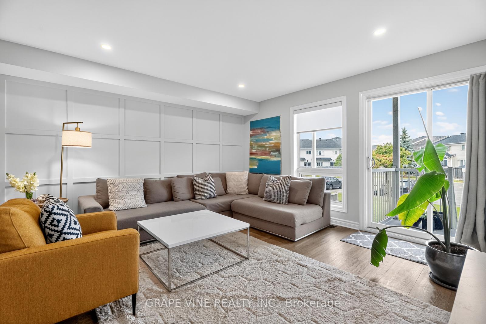 Photo 12 of 553 Lakeridge Drive, Ottawa, Avalon East — HOMEH