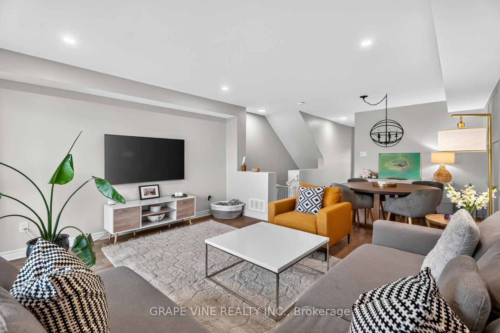 Photo 13 of 553 Lakeridge Drive, Ottawa, Avalon East — HOMEH
