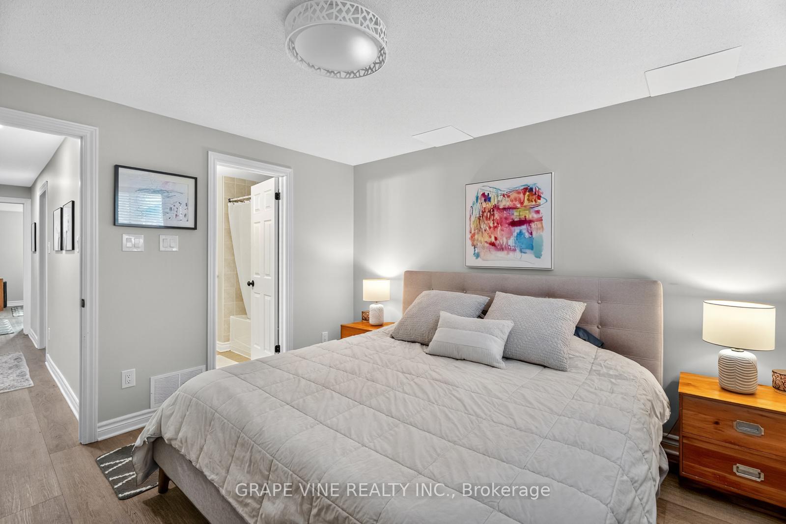 Photo 18 of 553 Lakeridge Drive, Ottawa, Avalon East — HOMEH