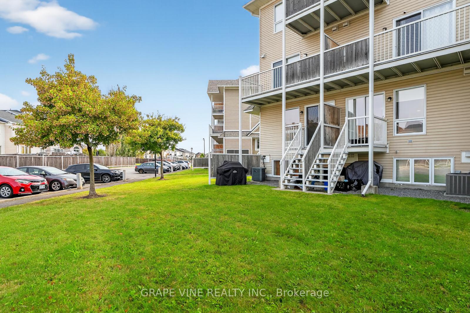 Photo 21 of 553 Lakeridge Drive, Ottawa, Avalon East — HOMEH