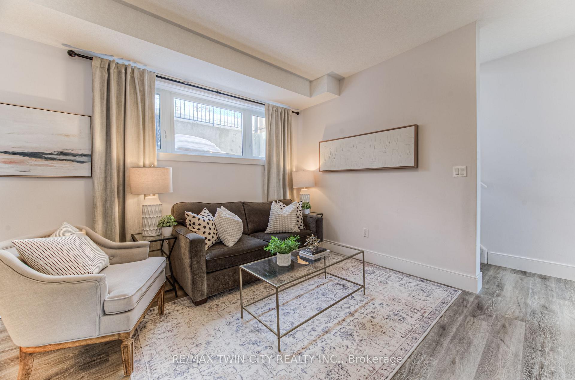 Photo 13 of Unit 10, 54 Bridge Street W, Kitchener — HOMEH