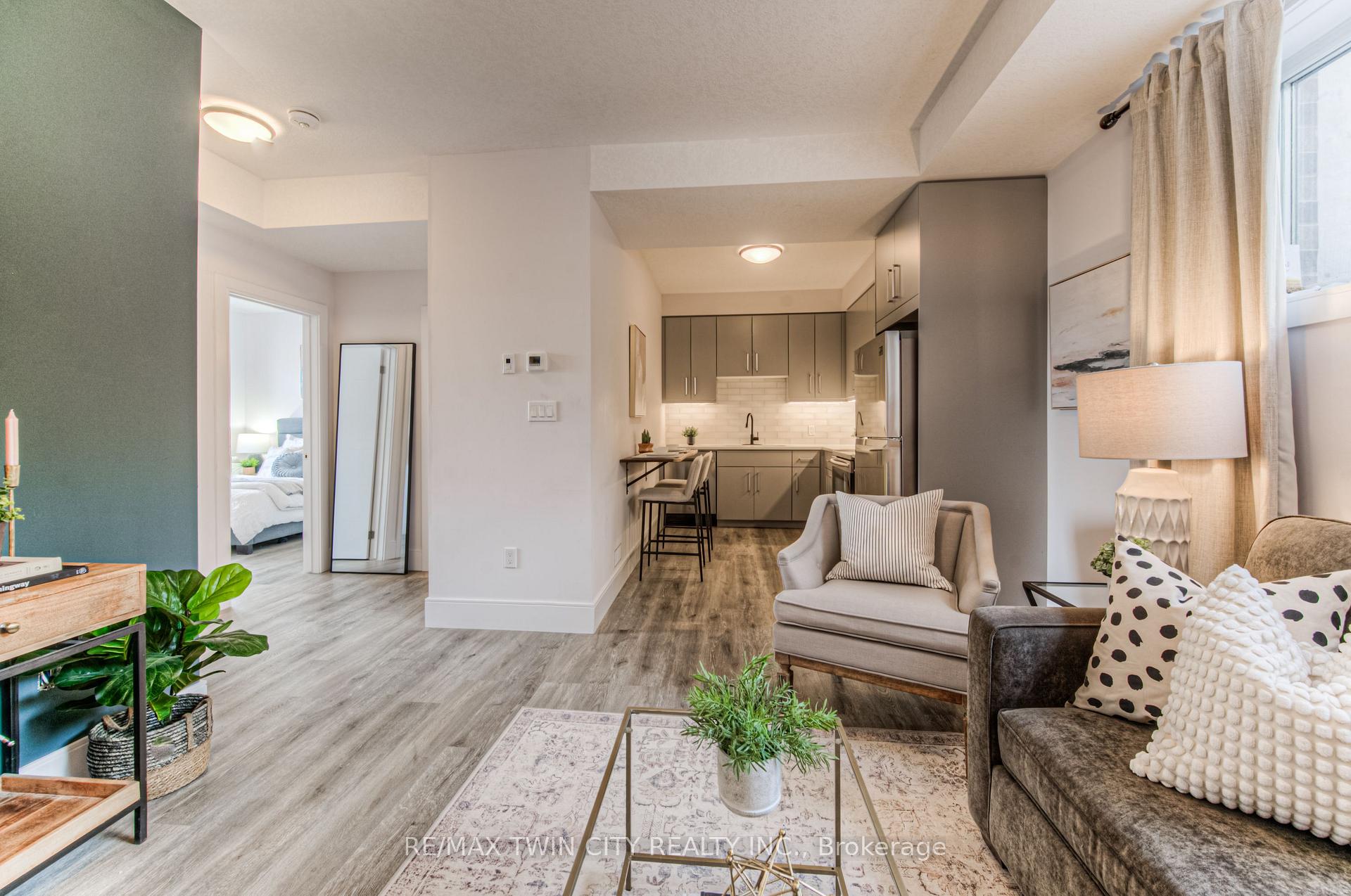 Photo 18 of Unit 10, 54 Bridge Street W, Kitchener — HOMEH