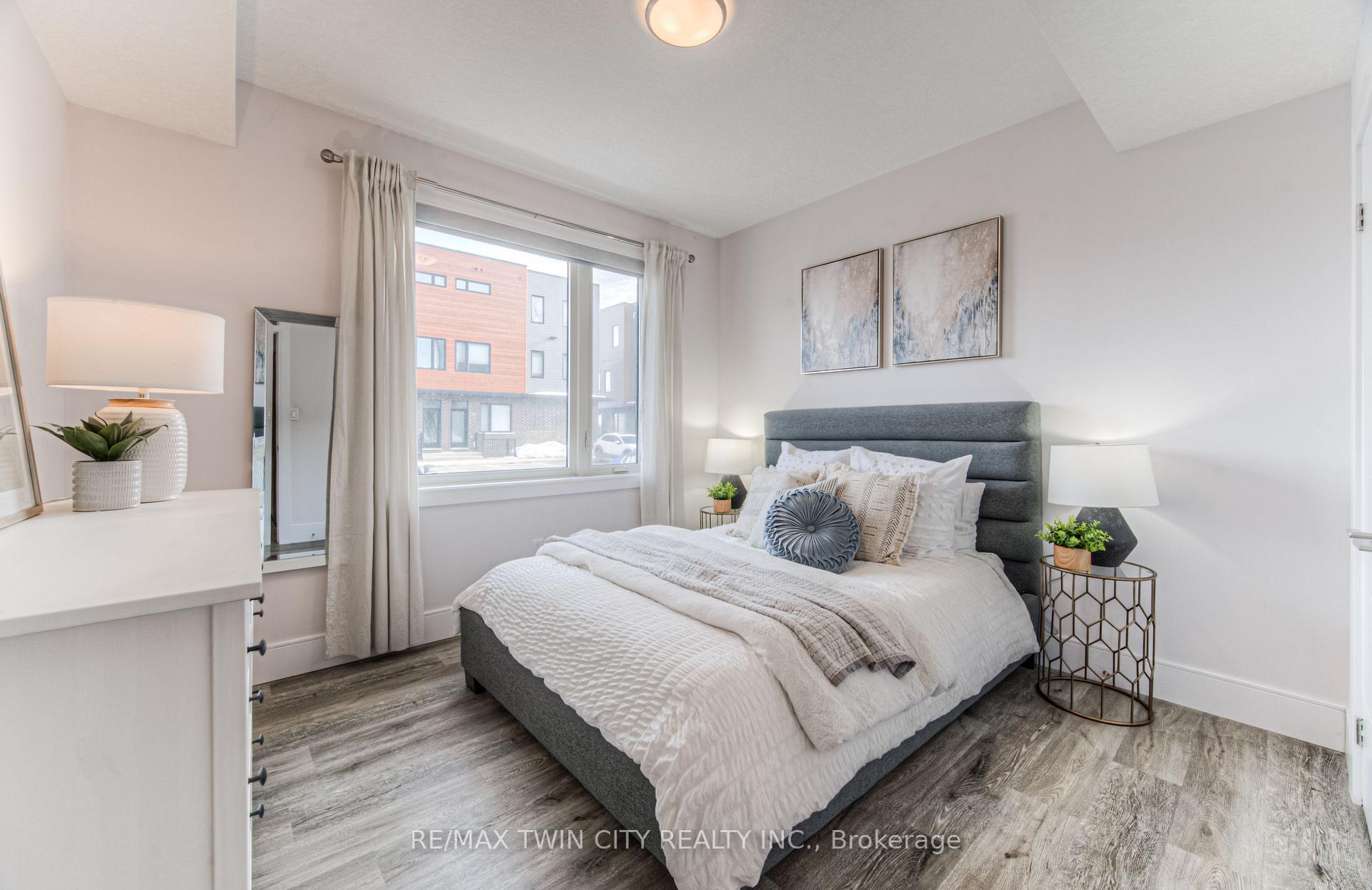Photo 21 of Unit 10, 54 Bridge Street W, Kitchener — HOMEH