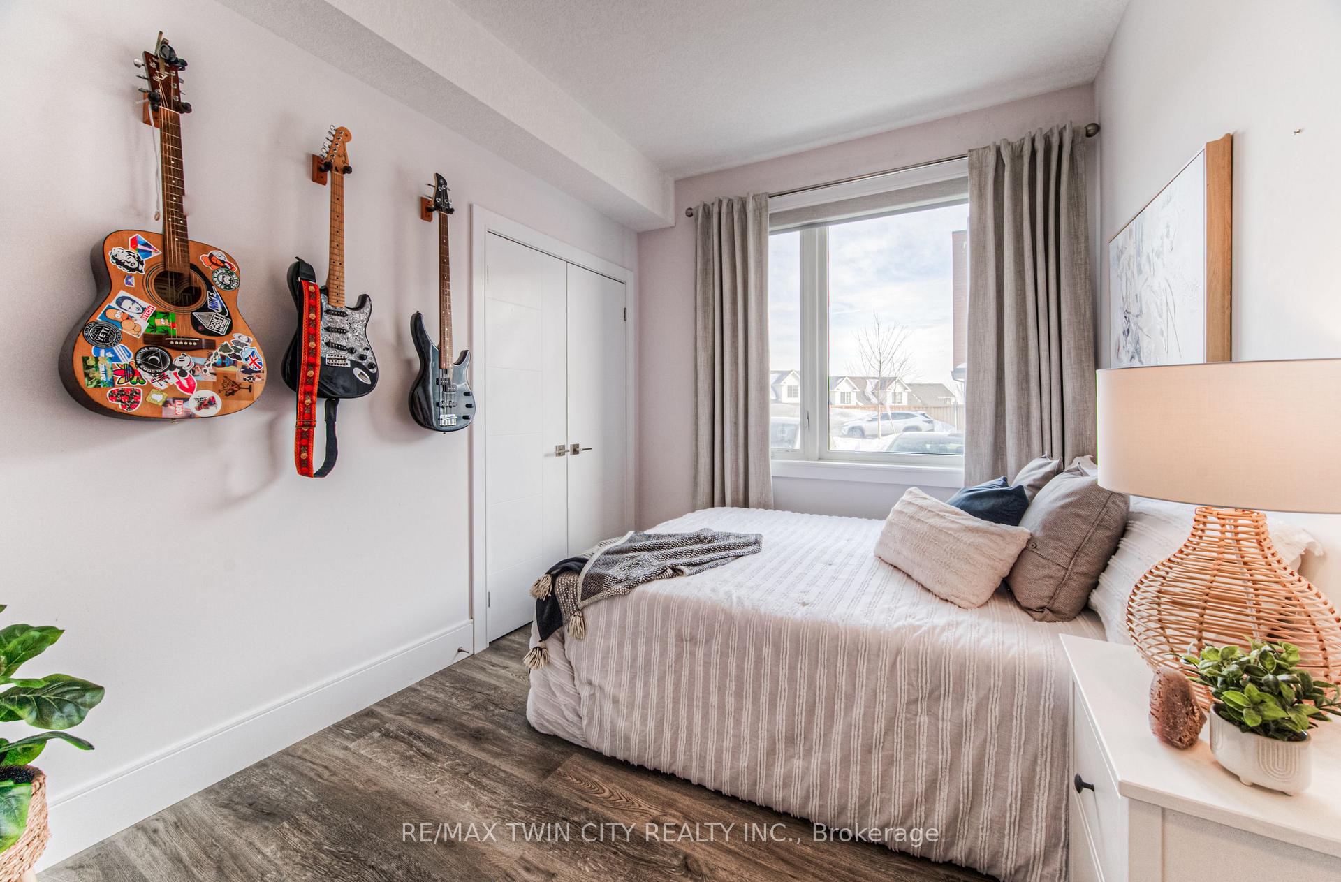 Photo 24 of Unit 10, 54 Bridge Street W, Kitchener — HOMEH