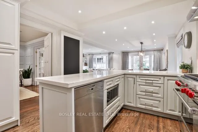Photo 10 of 72 Hudson Drive, Toronto, Rosedale-Moore Park — HOMEH