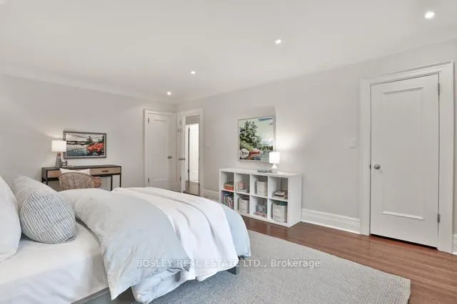Photo 26 of 72 Hudson Drive, Toronto, Rosedale-Moore Park — HOMEH