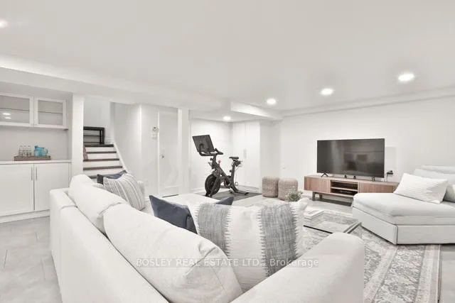 Photo 30 of 72 Hudson Drive, Toronto, Rosedale-Moore Park — HOMEH