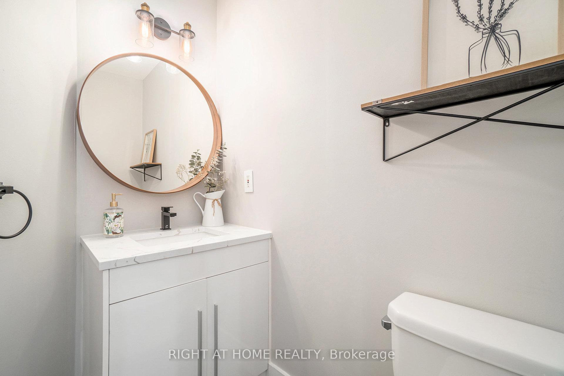 Photo 15 of 83 Versailles Private, Ottawa, Hunt Club Woods — HOMEH