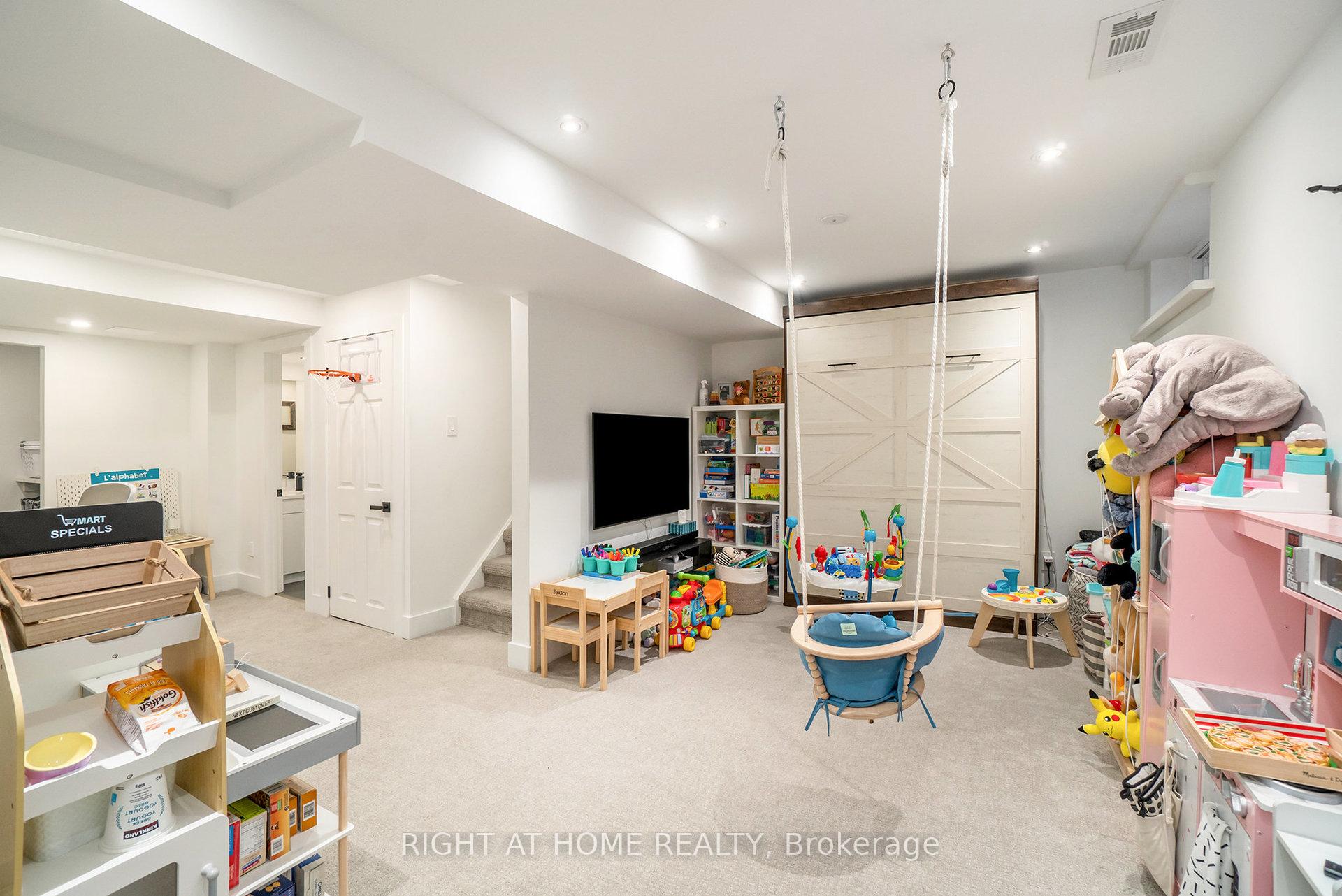Photo 26 of 83 Versailles Private, Ottawa, Hunt Club Woods — HOMEH