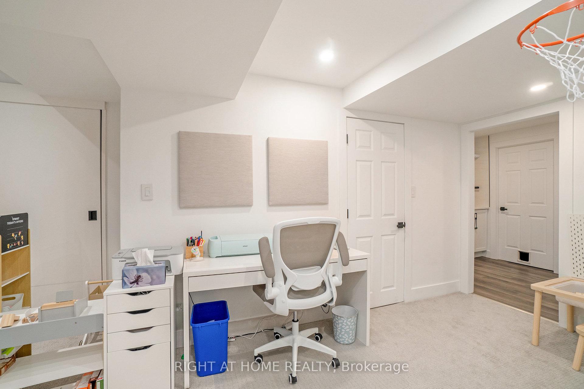 Photo 27 of 83 Versailles Private, Ottawa, Hunt Club Woods — HOMEH