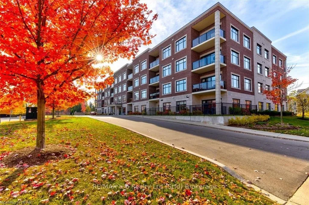 Front of Unit 201, 235 John Street North