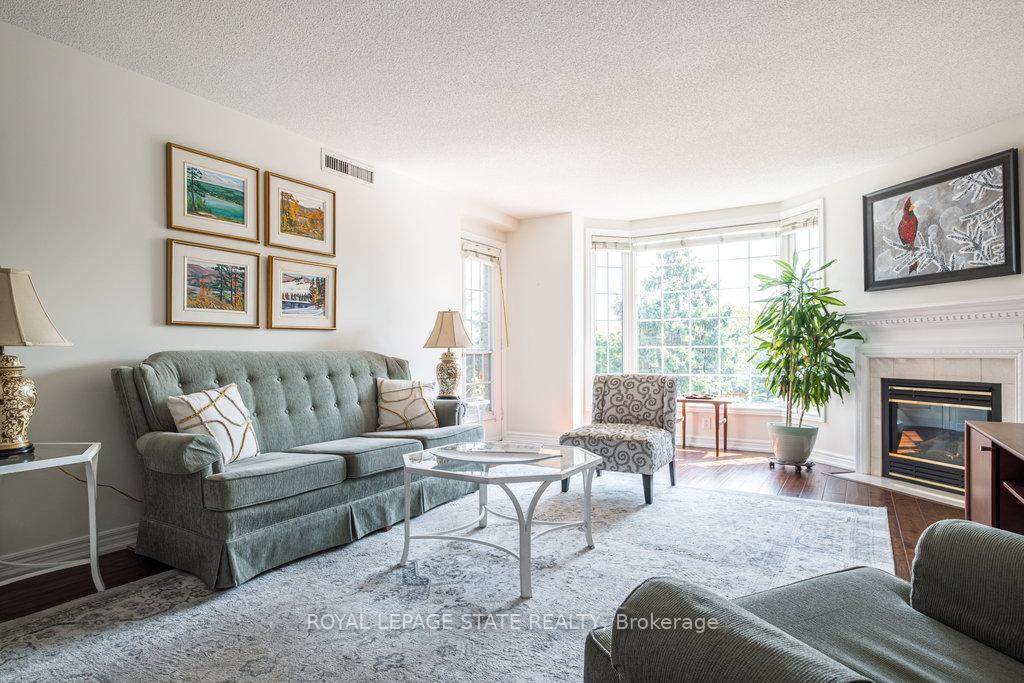 Photo 9 of Unit 208, 990 Golf Links Road, Hamilton, Meadowlands — HOMEH