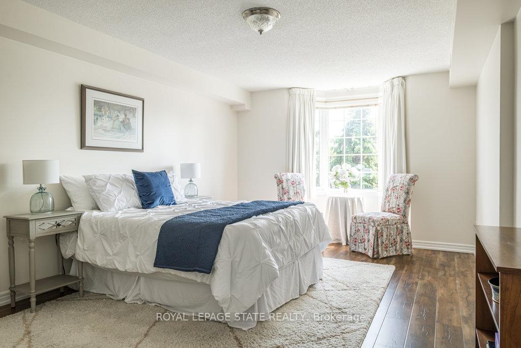 Photo 15 of Unit 208, 990 Golf Links Road, Hamilton, Meadowlands — HOMEH