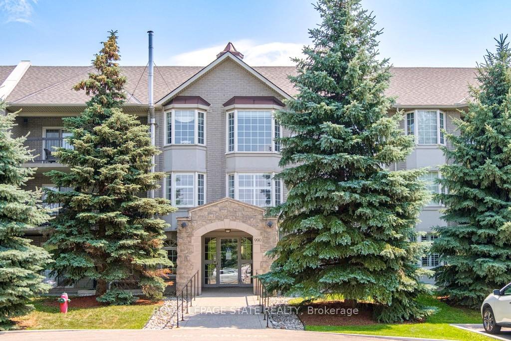 Photo 25 of Unit 208, 990 Golf Links Road, Hamilton, Meadowlands — HOMEH
