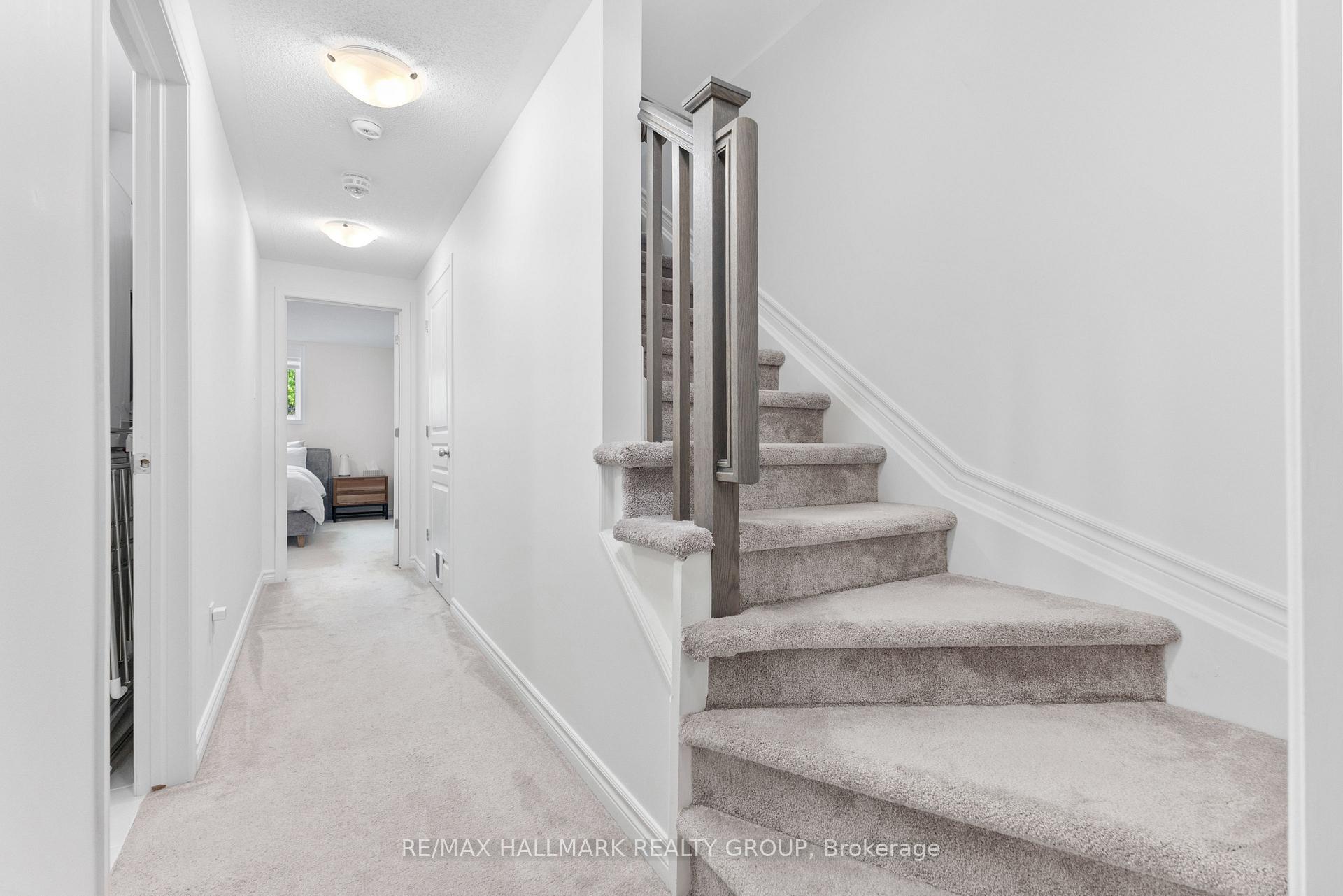 Photo 16 of Unit 112, 616 Danaca Private, Ottawa, Carson Meadows — HOMEH