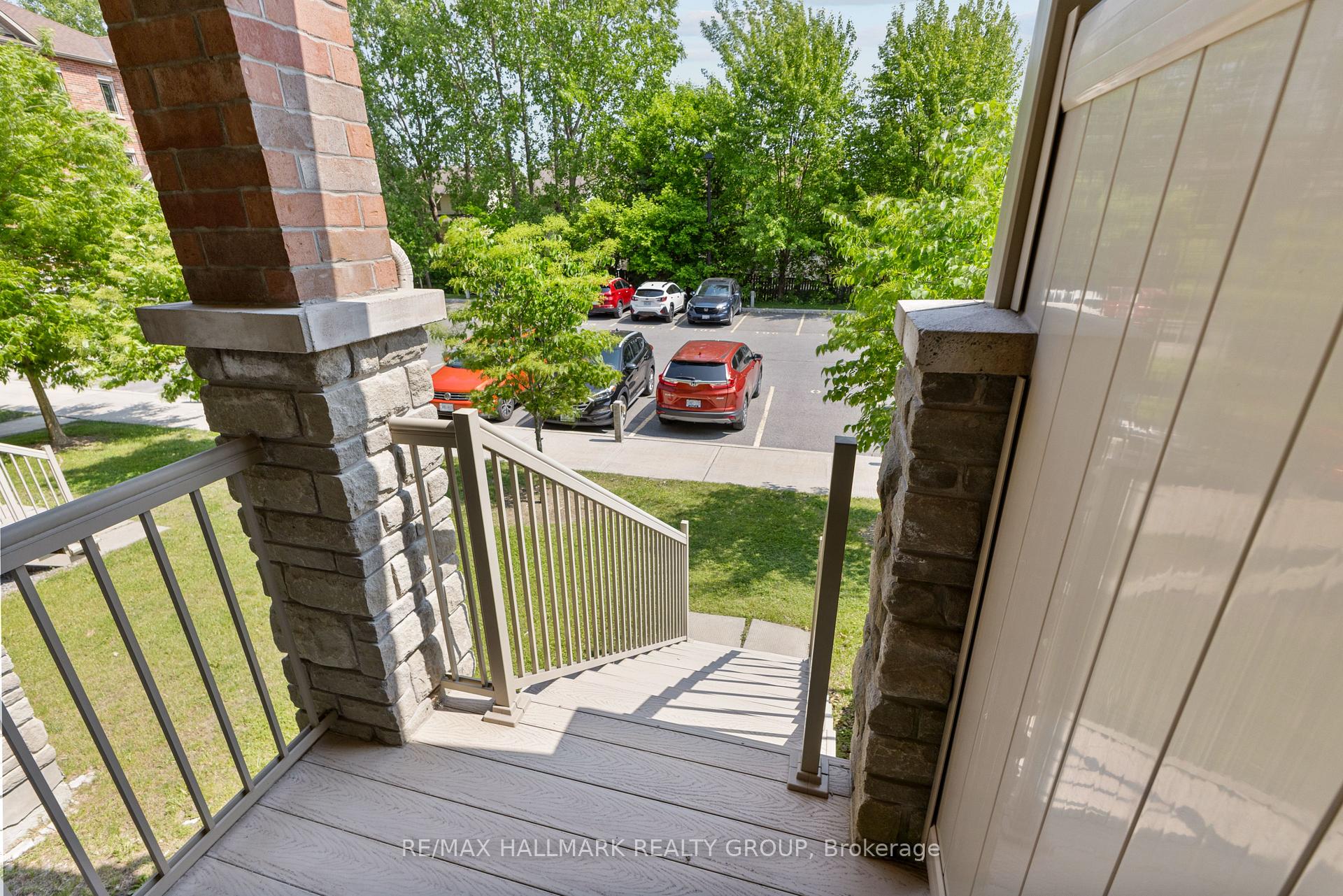 Photo 23 of Unit 112, 616 Danaca Private, Ottawa, Carson Meadows — HOMEH