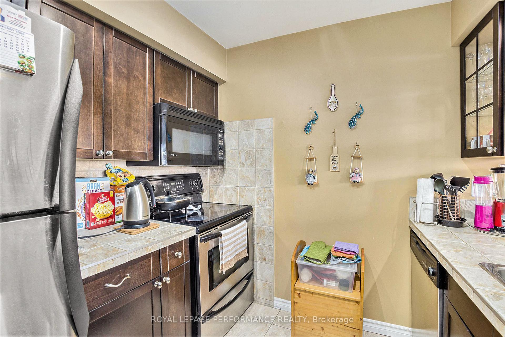Photo 7 of Unit 308, 345 Centrum Boulevard, Ottawa, Bilberry Creek/Queenswood Heights — HOMEH