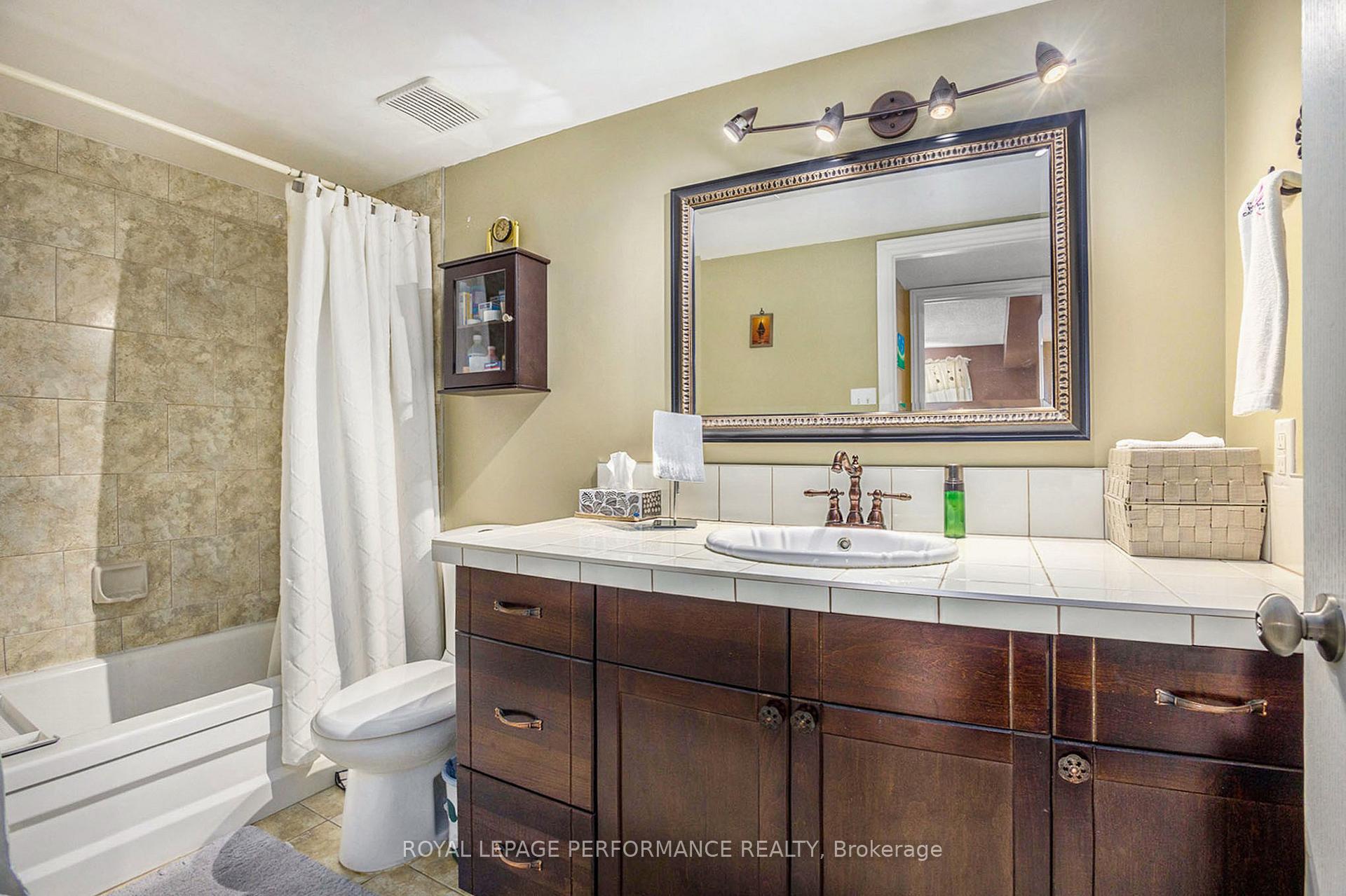 Photo 18 of Unit 308, 345 Centrum Boulevard, Ottawa, Bilberry Creek/Queenswood Heights — HOMEH