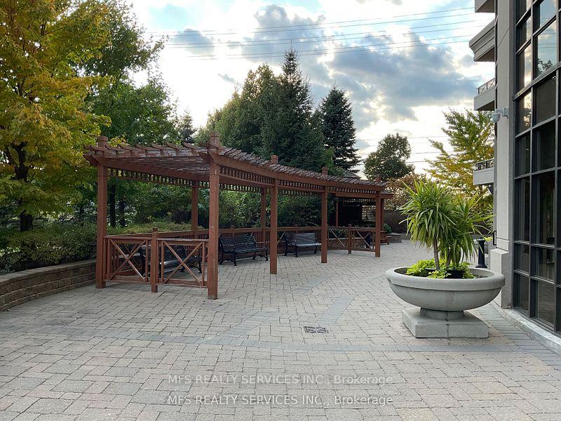 Photo 3 of Unit 1601, 9235 Jane Street, Vaughan, Maple — HOMEH