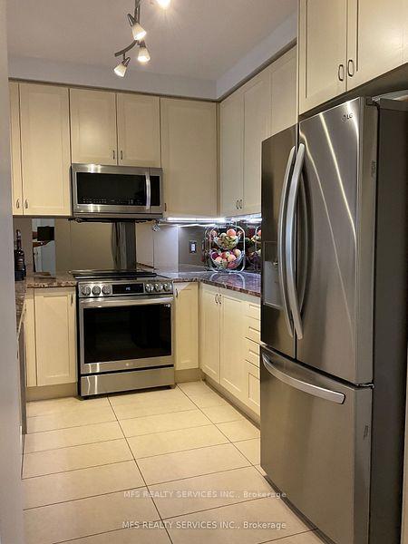 Photo 16 of Unit 1601, 9235 Jane Street, Vaughan, Maple — HOMEH