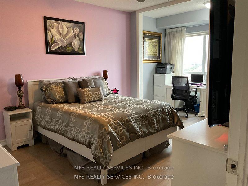 Photo 25 of Unit 1601, 9235 Jane Street, Vaughan, Maple — HOMEH