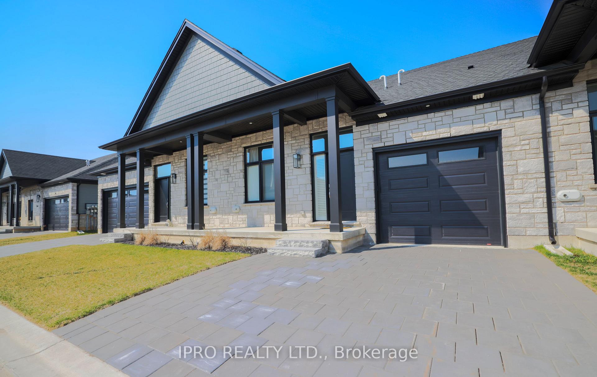 Front of Unit 7, 63 Compass Trail