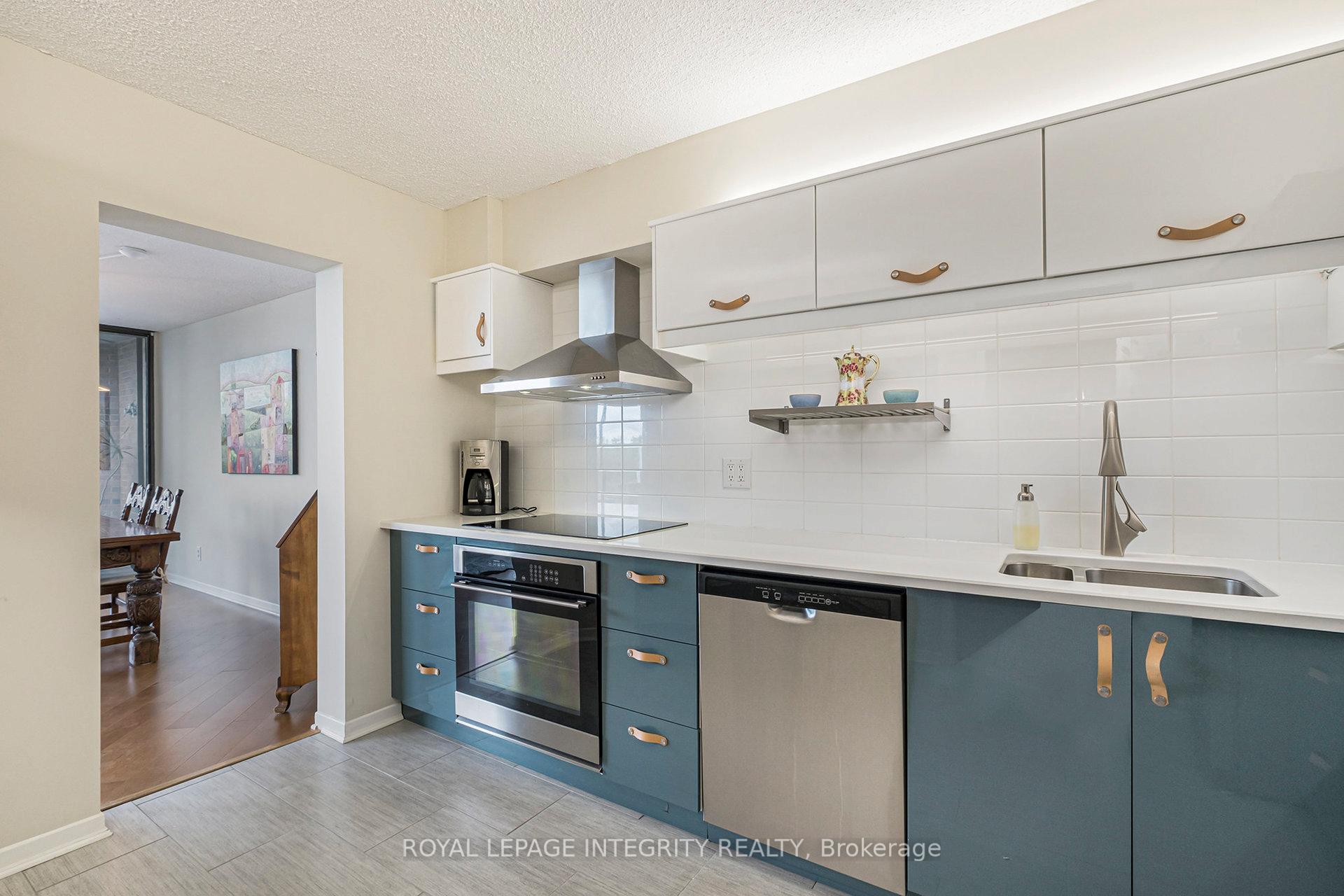 Photo 11 of Unit 502, 44 Emmerson Avenue, Ottawa, Mechanicsville — HOMEH