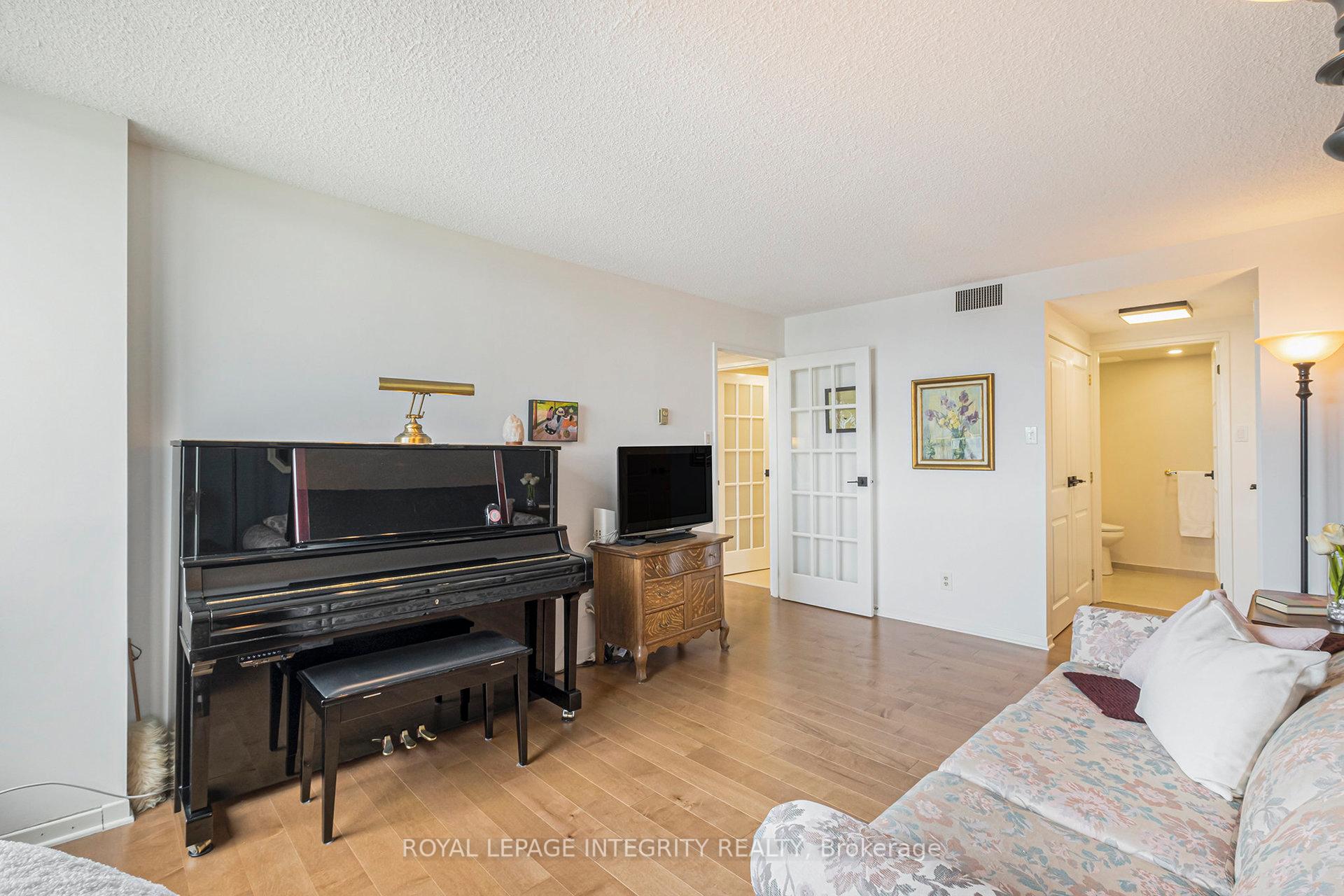 Photo 13 of Unit 502, 44 Emmerson Avenue, Ottawa, Mechanicsville — HOMEH