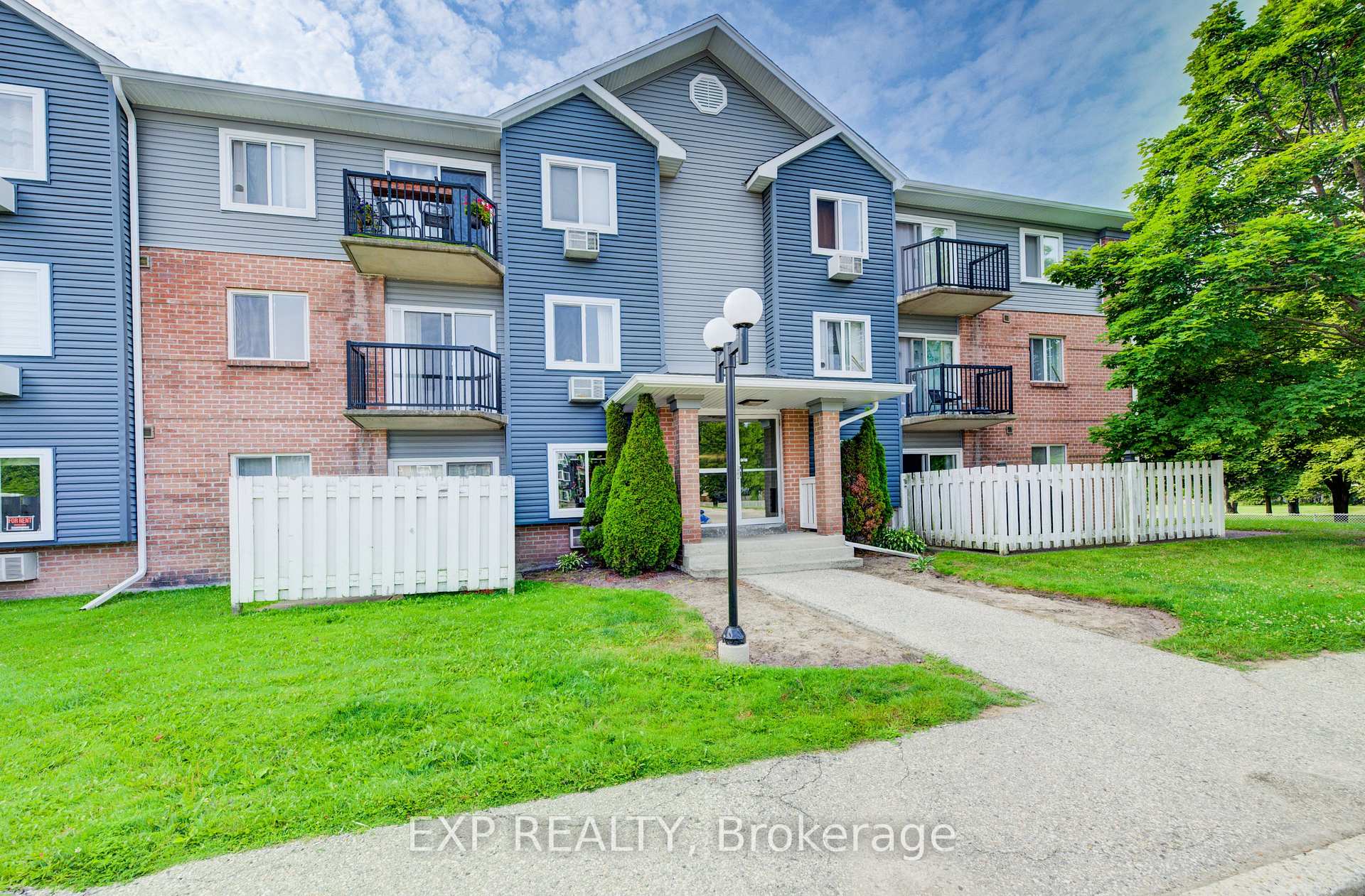 Photo 3 of Unit 208, 271 Eiwo Court, Waterloo — HOMEH