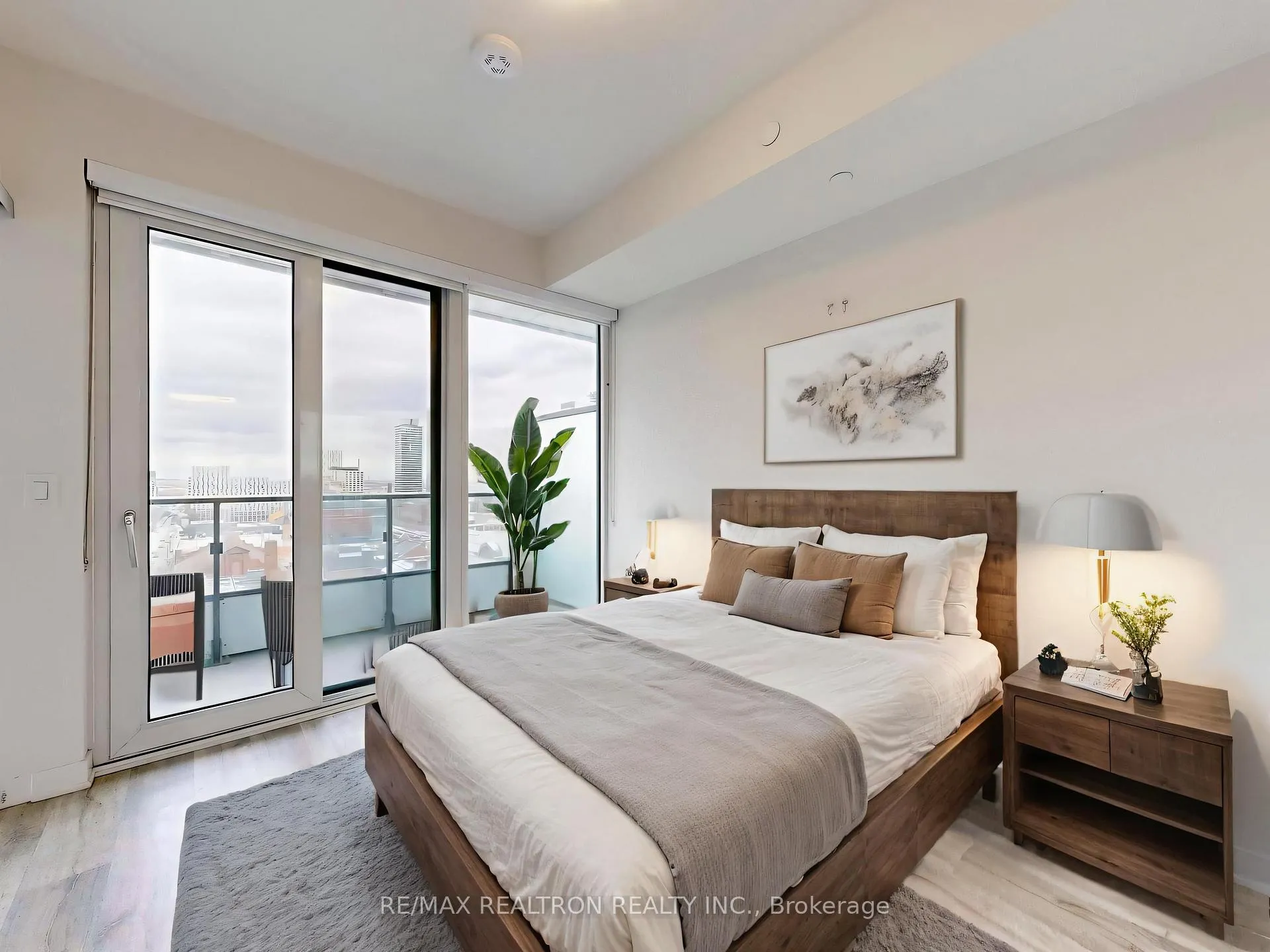 Photo 9 of Unit 1202, 70 Princess Street, Toronto, Moss Park — HOMEH