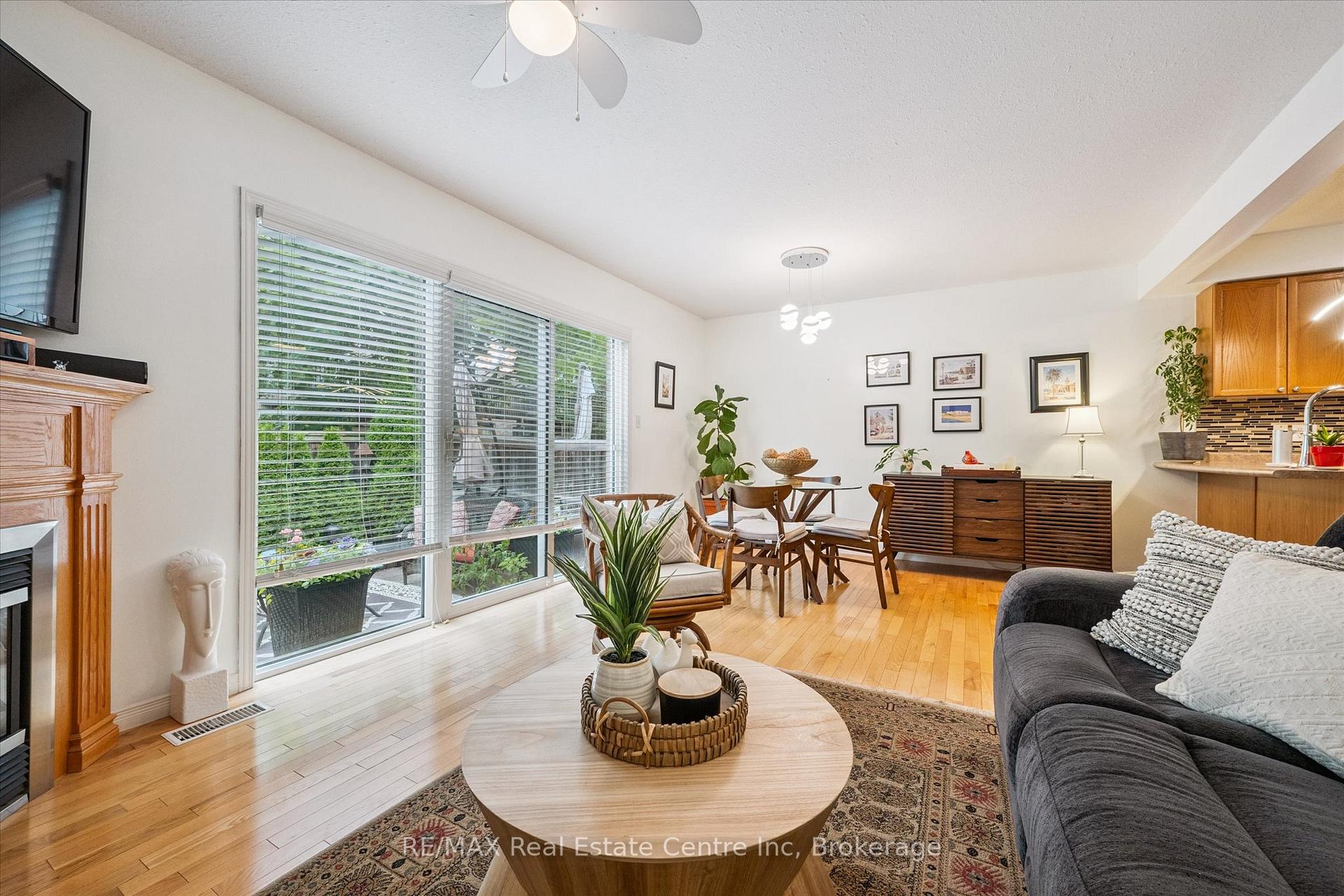 Photo 7 of Unit 24, 31 Schroder Crescent, Guelph, Grange Road — HOMEH