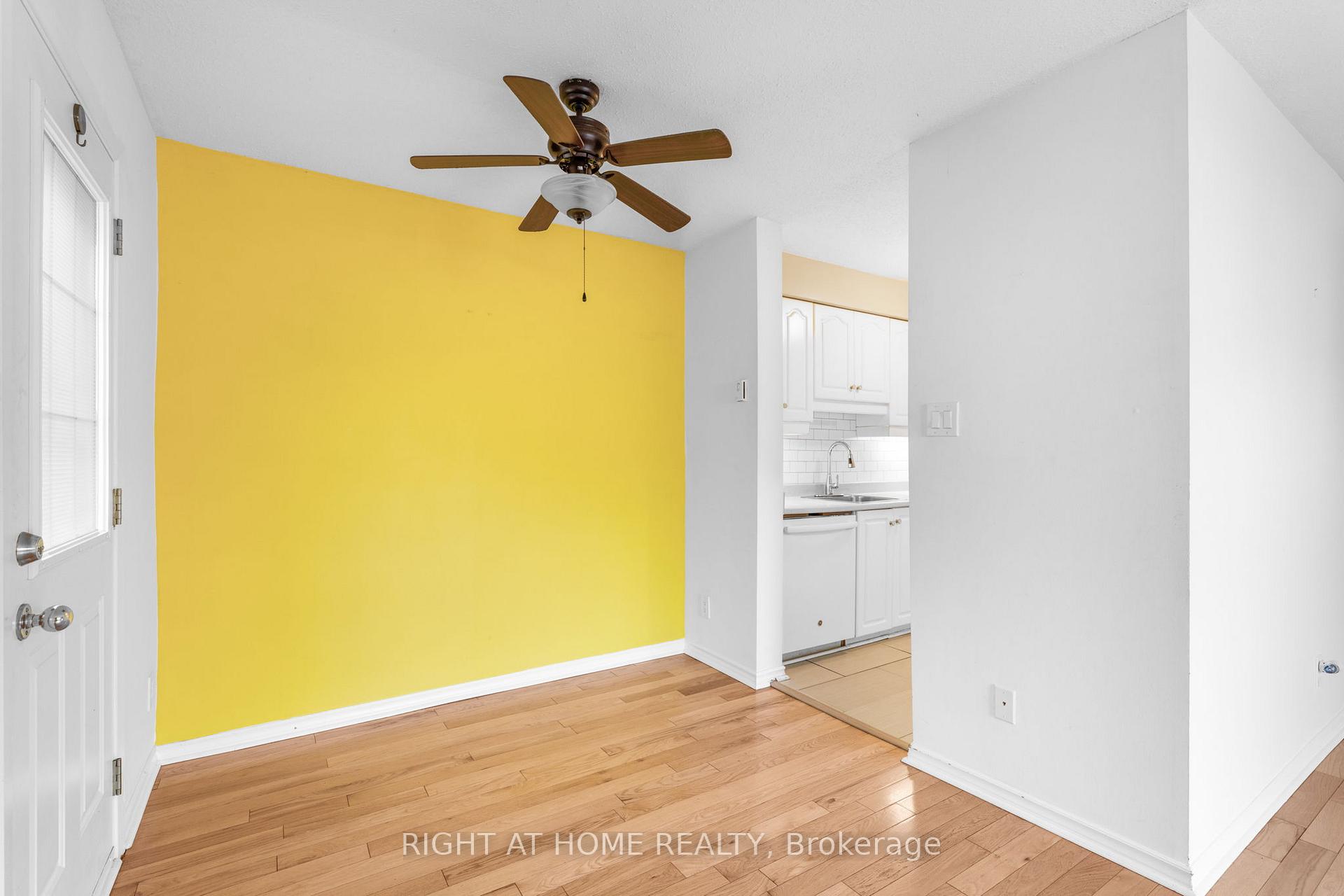Photo 8 of 23D Forester Crescent, Ottawa, Westcliffe Estates — HOMEH