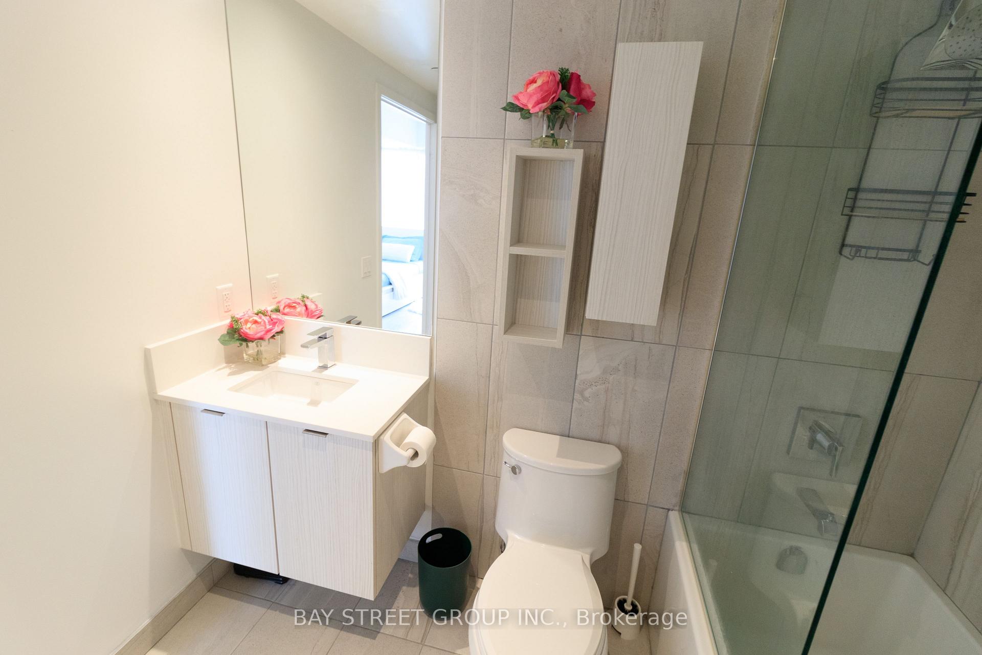 Photo 13 of Unit 2807, 195 Redpath Avenue, Toronto, Mount Pleasant West — HOMEH