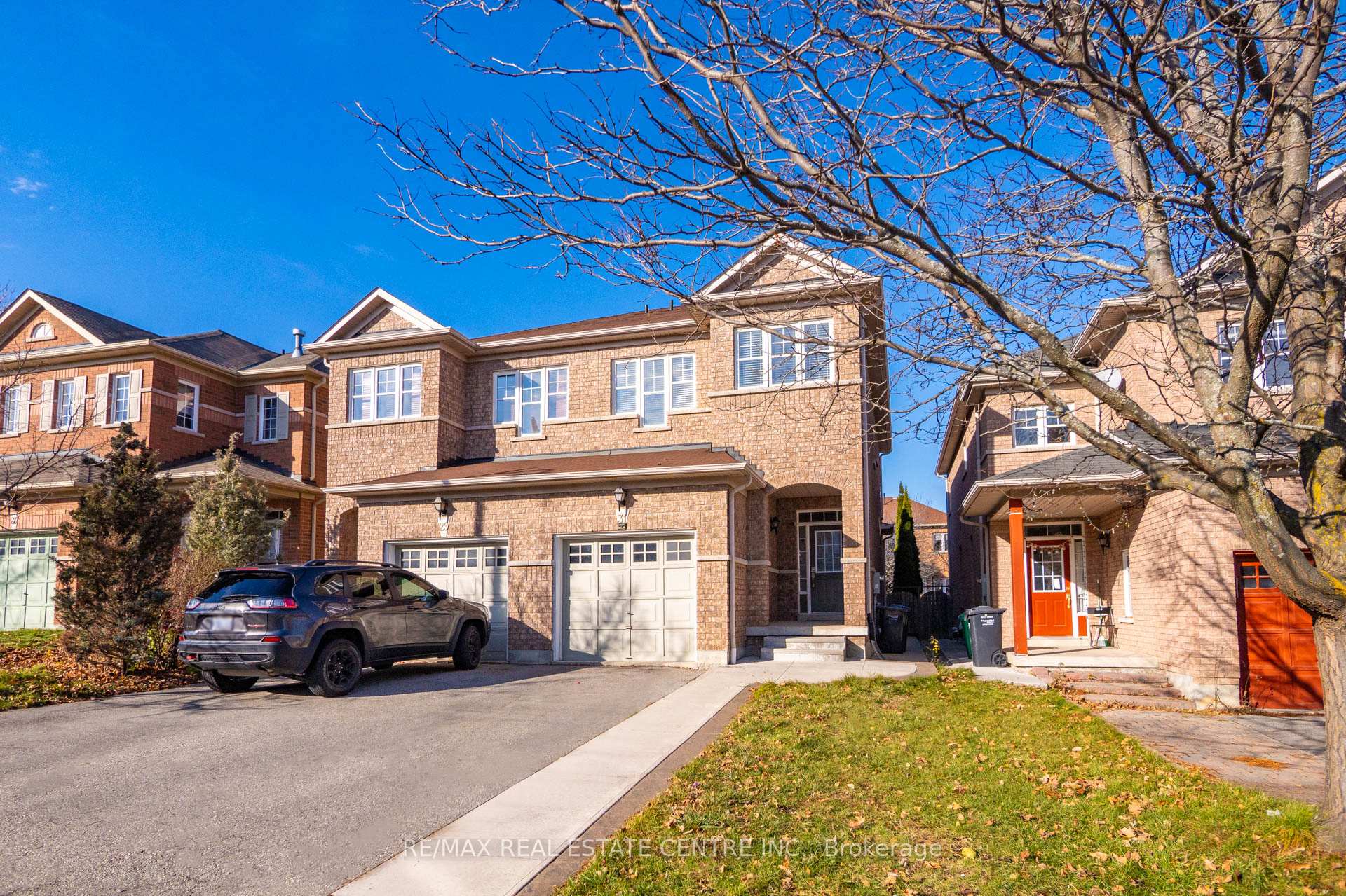 Photo 1 of 31 Martree Crescent, Brampton, Madoc — HOMEH