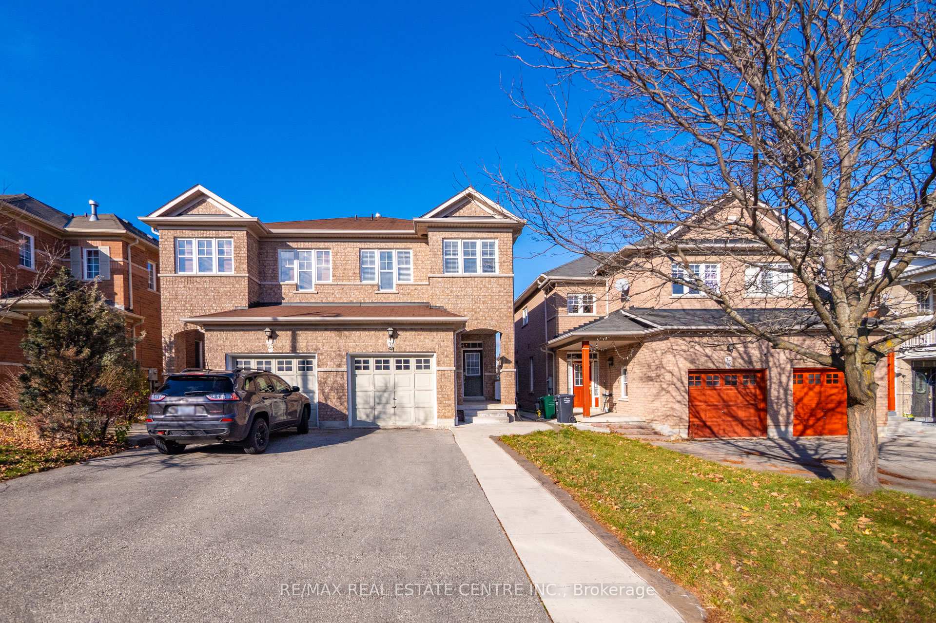 Photo 4 of 31 Martree Crescent, Brampton, Madoc — HOMEH
