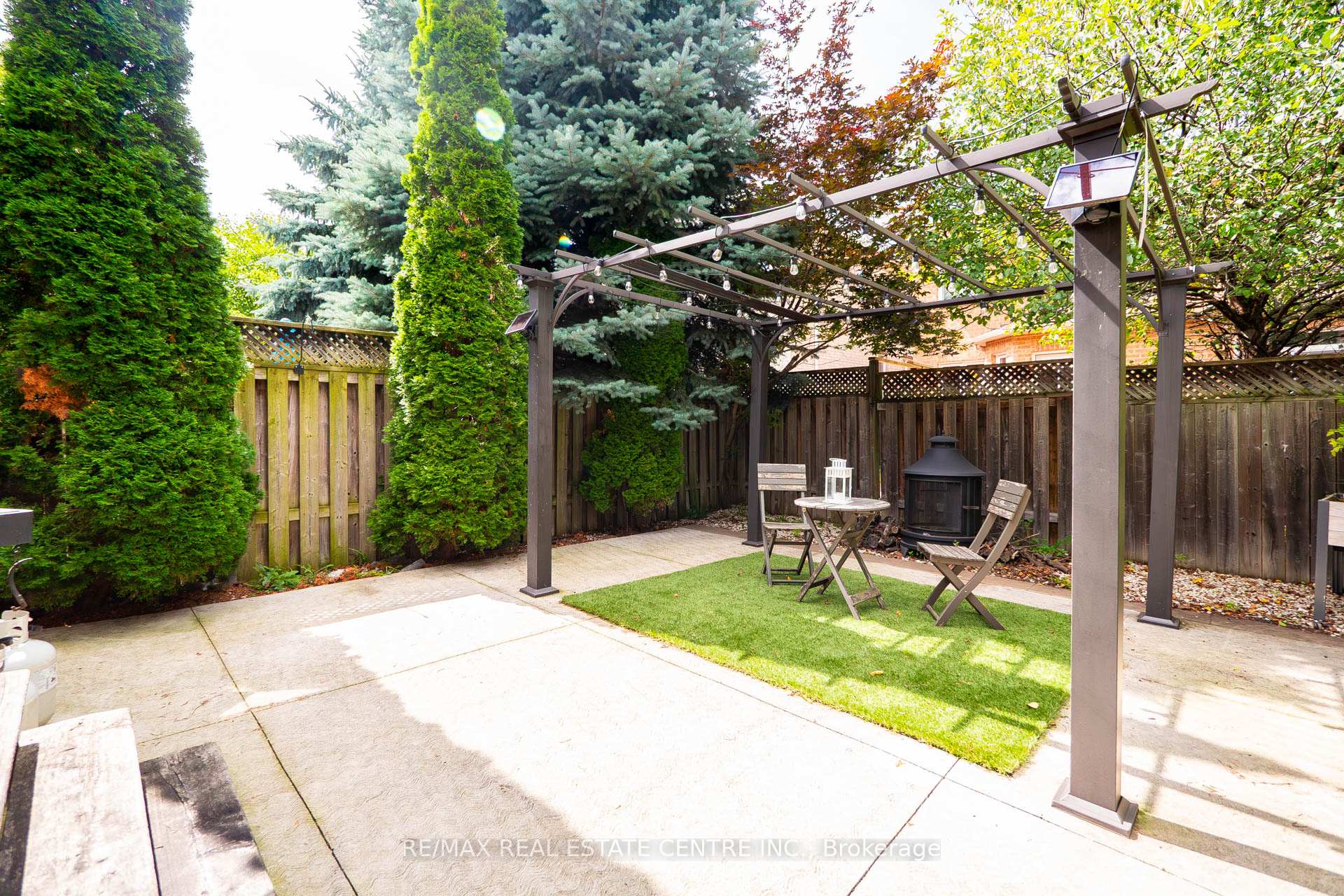 Photo 34 of 31 Martree Crescent, Brampton, Madoc — HOMEH