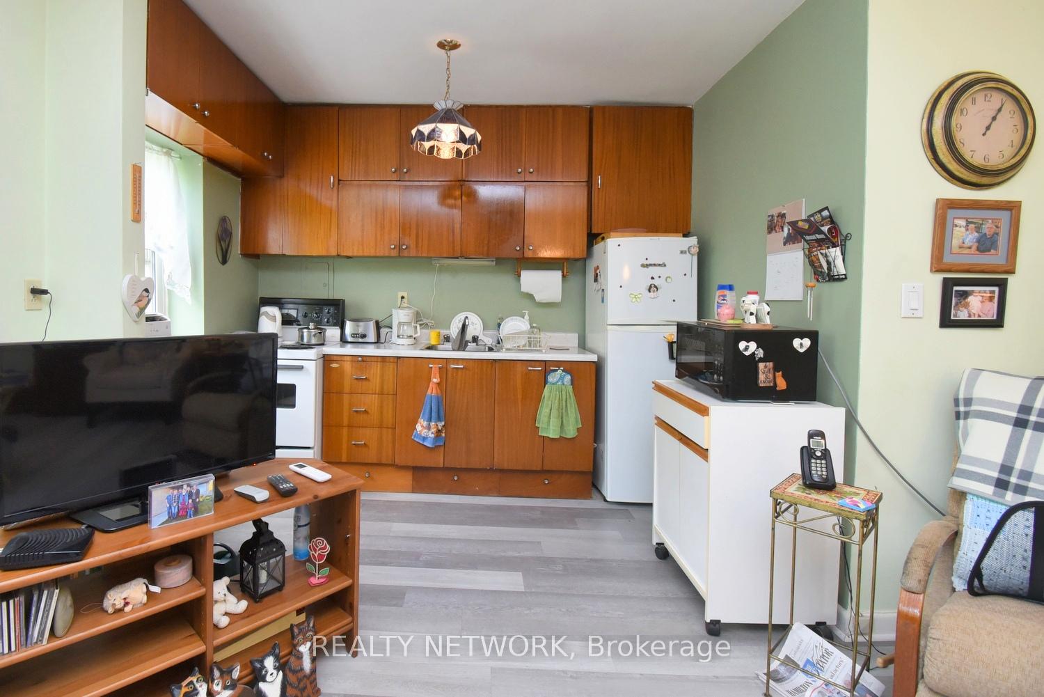 Photo 10 of Unit 505, 40 Robinson Street, Hamilton, Durand — HOMEH
