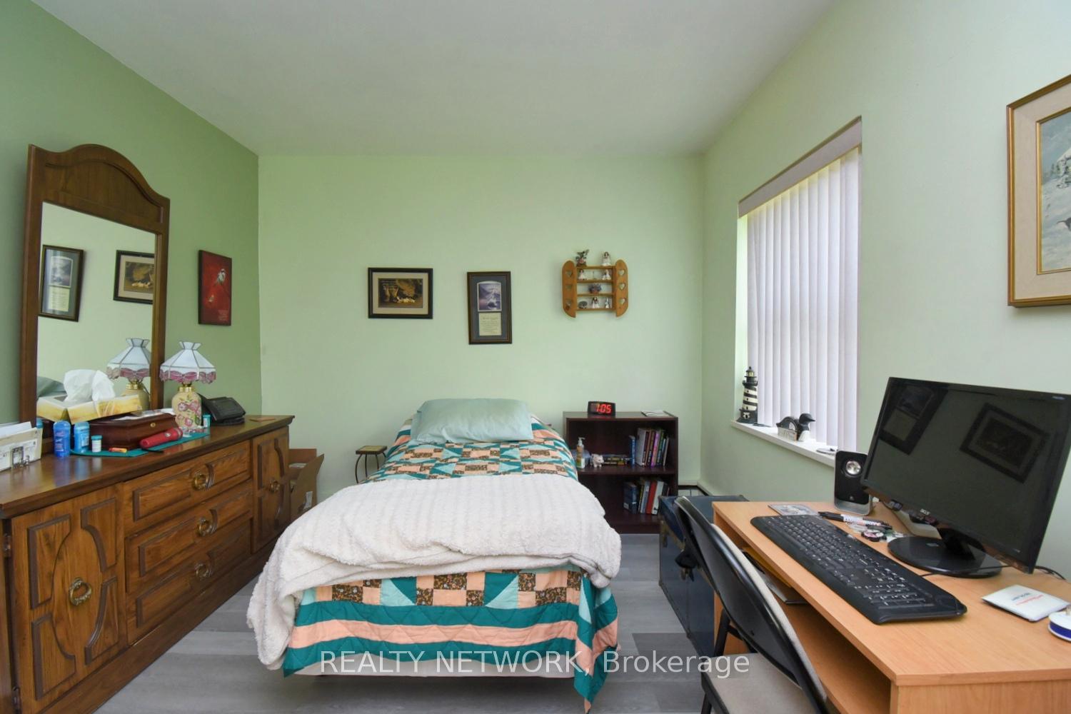 Photo 12 of Unit 505, 40 Robinson Street, Hamilton, Durand — HOMEH