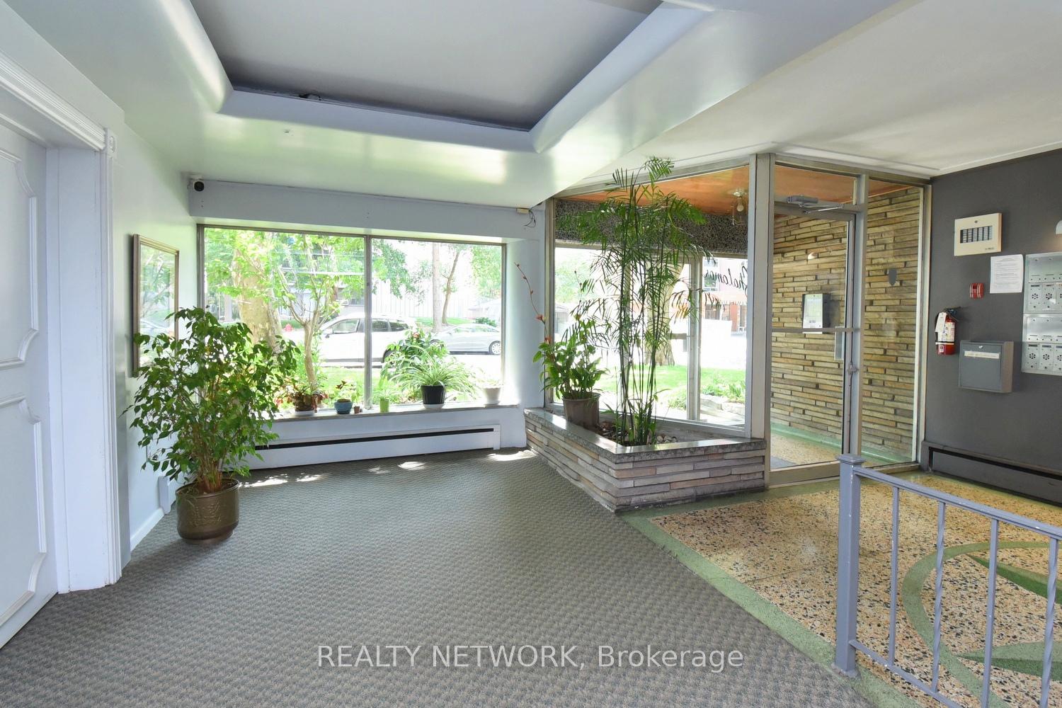 Photo 19 of Unit 505, 40 Robinson Street, Hamilton, Durand — HOMEH