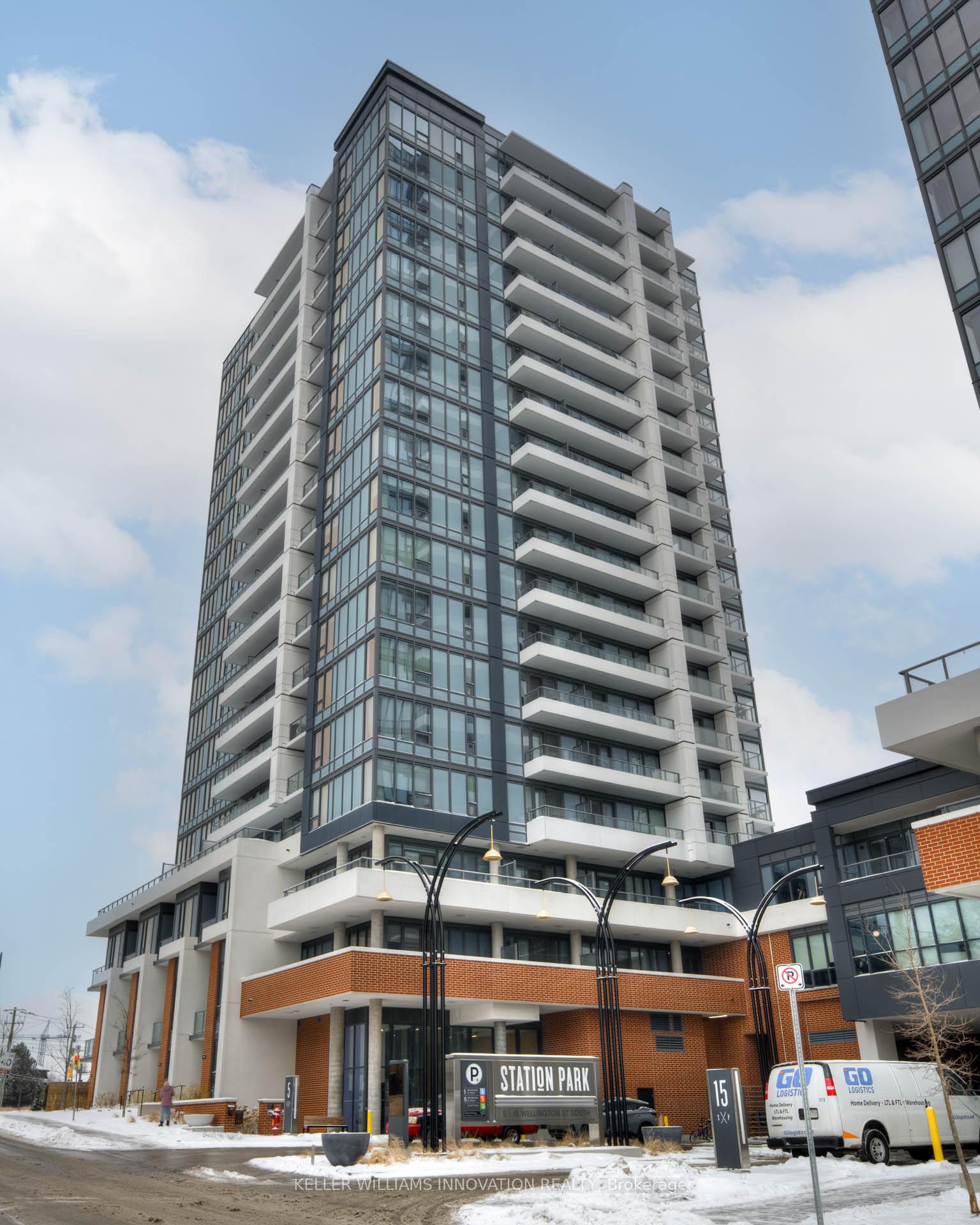 Front of Unit 306, 5 Wellington Street S