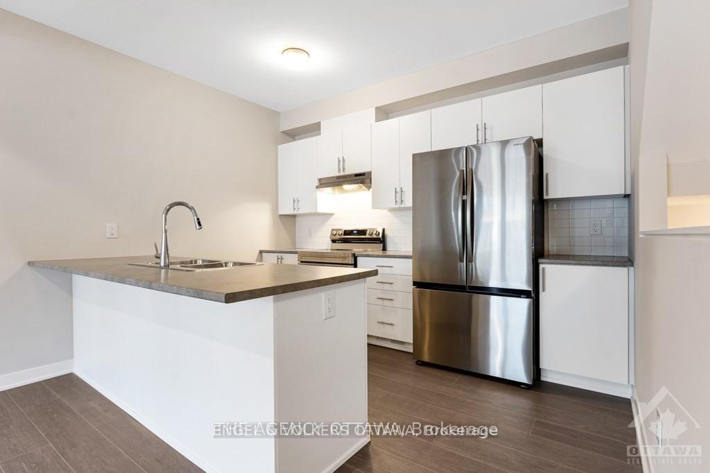 Photo 6 of 218 Speckled Alder Row, Ottawa, Barrhaven - Half Moon Bay — HOMEH