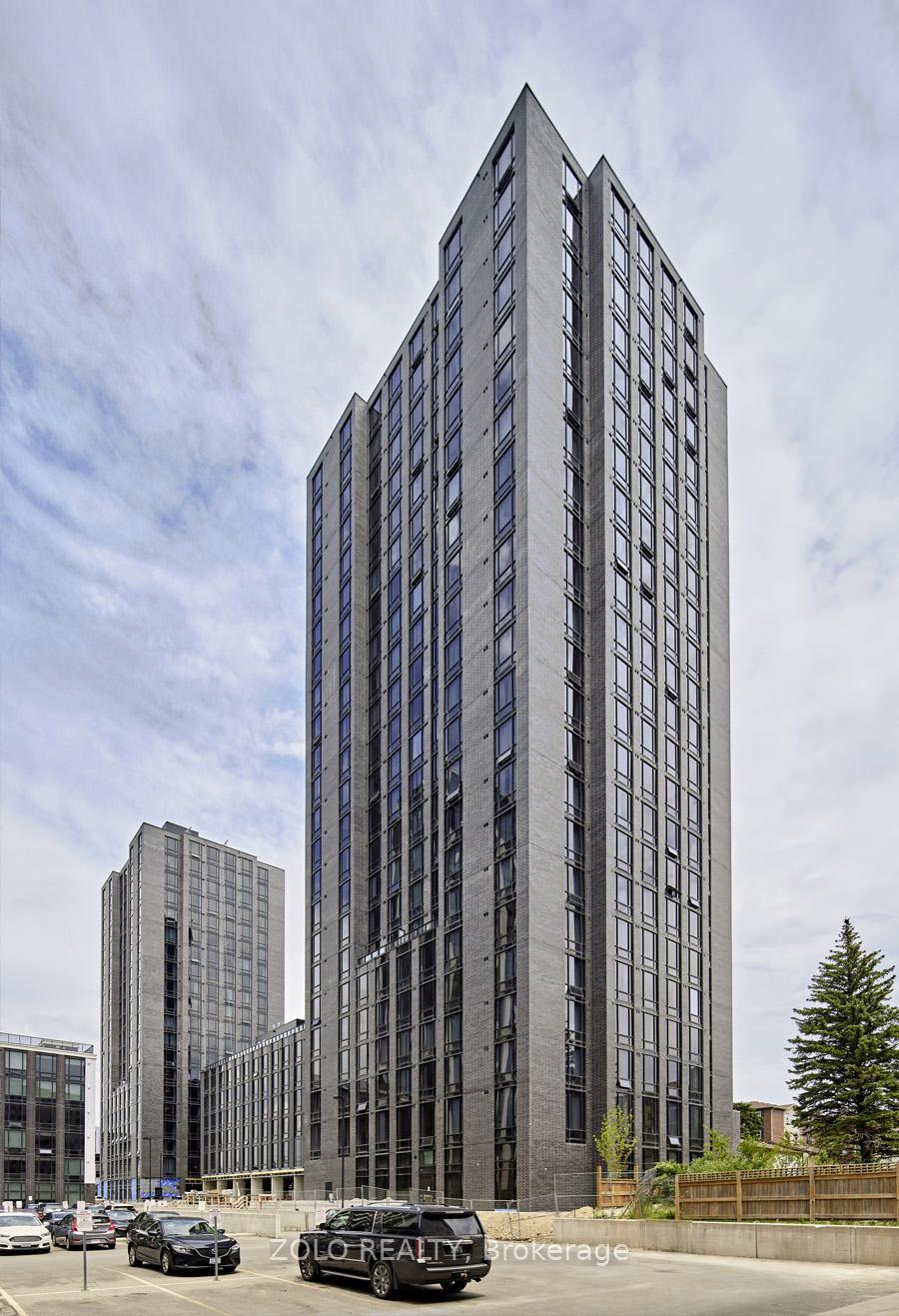 Front of Unit 1525, 145 Columbia Street W