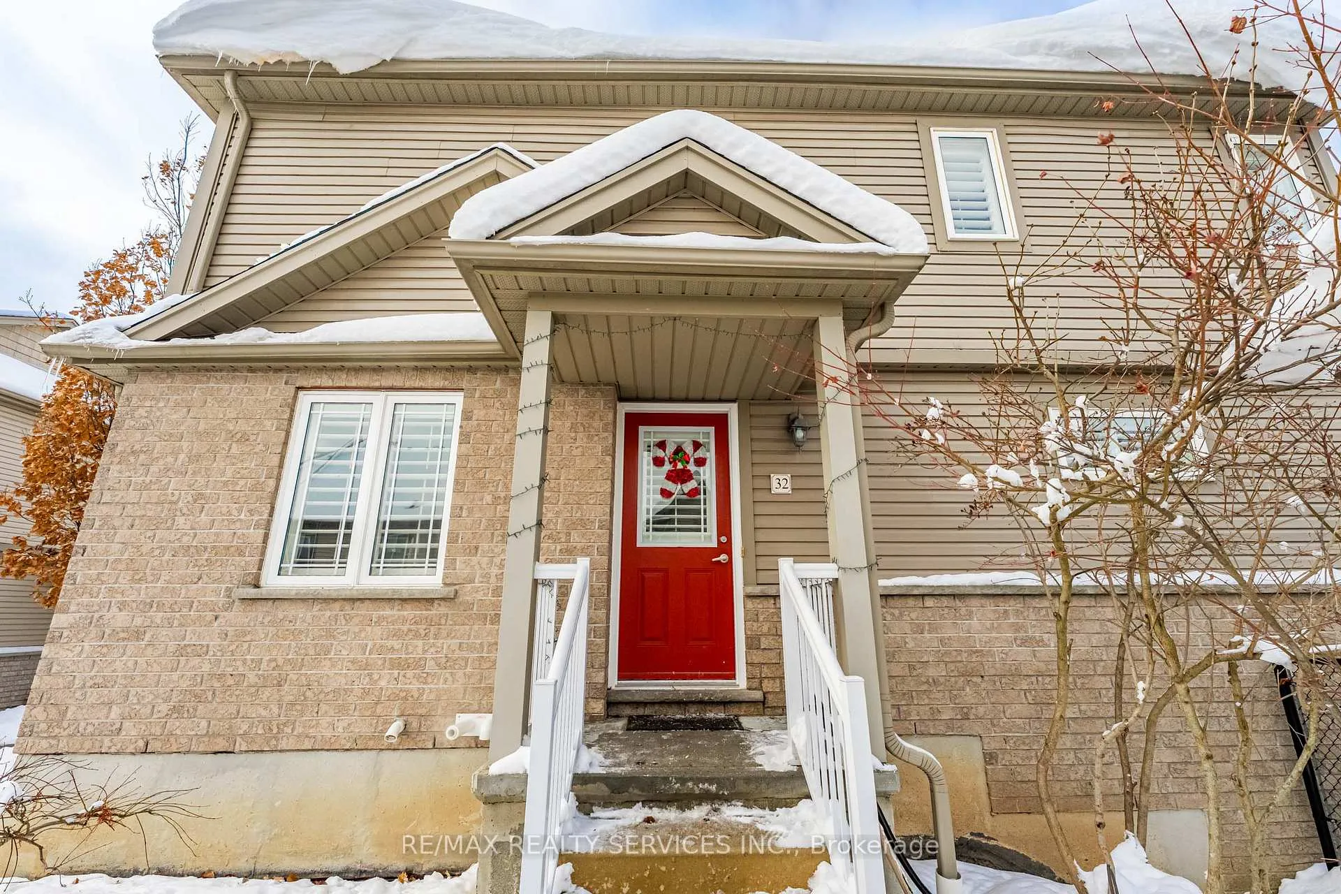 Photo 2 of Unit 32, 10 Foxglove Crescent, Kitchener, Larentian West — HOMEH