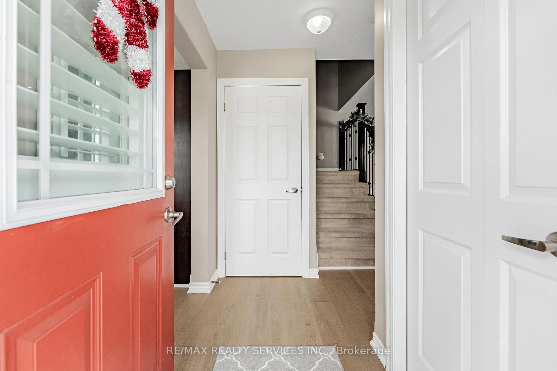 Photo 6 of Unit 32, 10 Foxglove Crescent, Kitchener, Larentian West — HOMEH