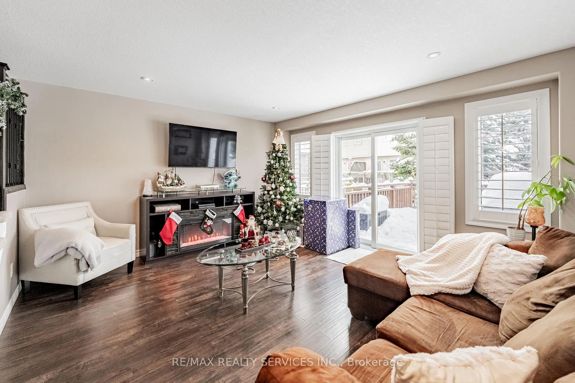Photo 8 of Unit 32, 10 Foxglove Crescent, Kitchener, Larentian West — HOMEH