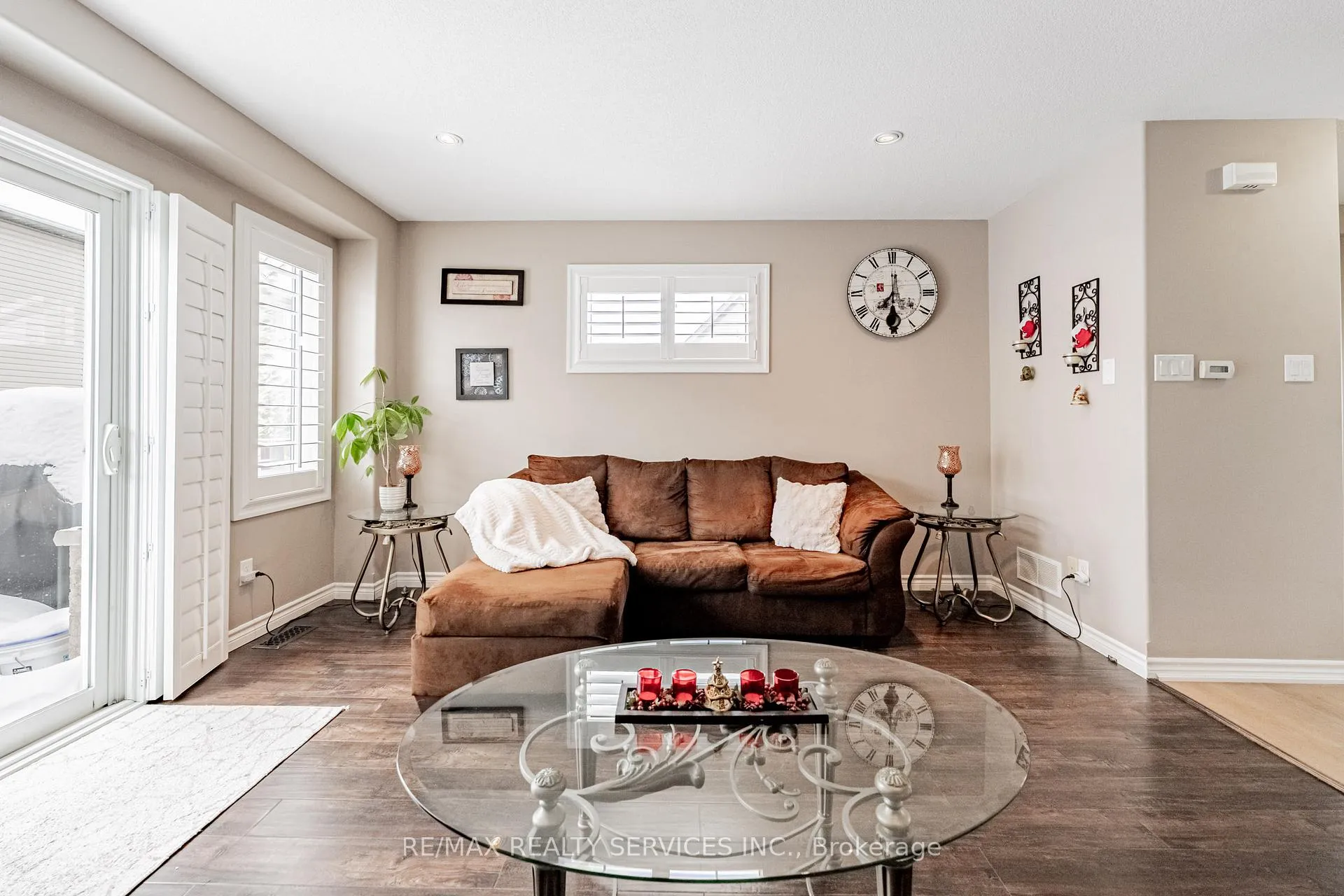 Photo 10 of Unit 32, 10 Foxglove Crescent, Kitchener, Larentian West — HOMEH
