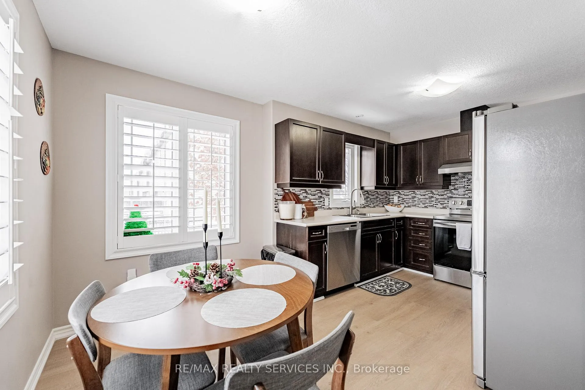Photo 16 of Unit 32, 10 Foxglove Crescent, Kitchener, Larentian West — HOMEH